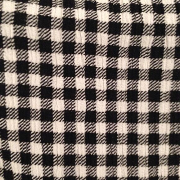 A.N.A checkered sleeveless blouse  - Picture 4 of 5